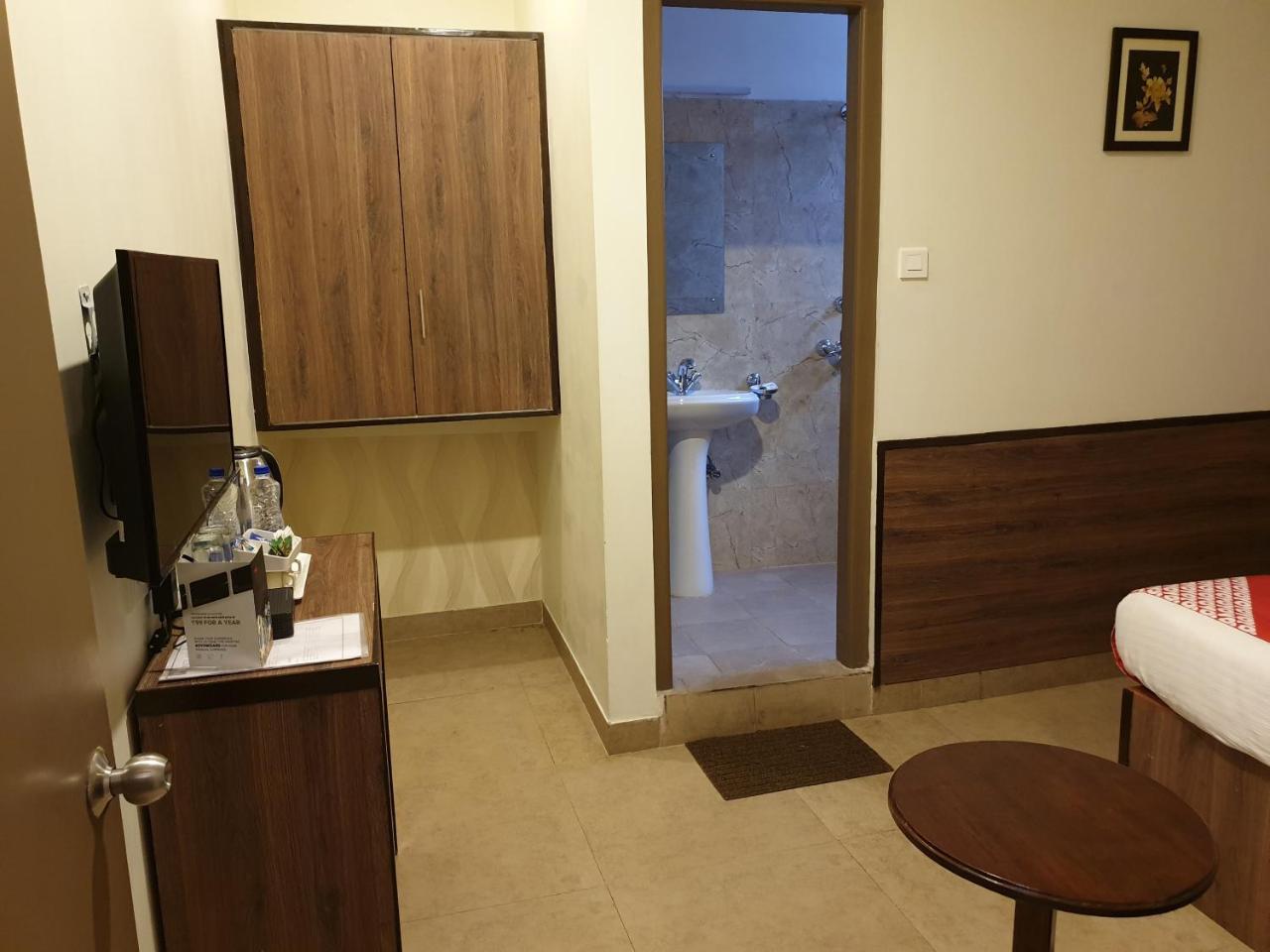 Hotel Indiana Shillong Buitenkant foto